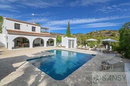 House for sale in Benissa, Alicante. 