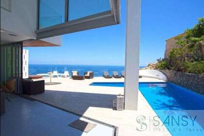 House for sale in Alicante/Alacant. 