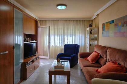 Flat for sale in Lleida, Lérida (Lleida). 