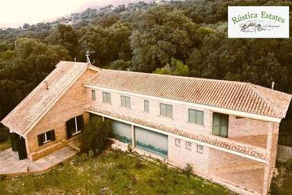 Casa vendita in Benalauría, Málaga. 