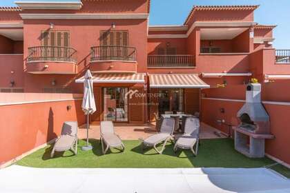 Townhouse for sale in Adeje, Santa Cruz de Tenerife, Tenerife. 
