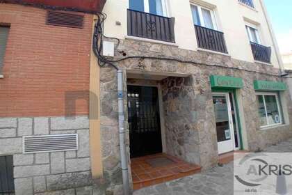 Flat for sale in Bustarviejo, Madrid. 