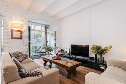 Duplex for sale in Barcelona. 