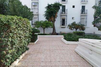 Flat for sale in San luis de sabinillas, Málaga. 