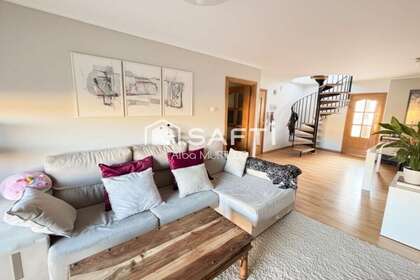 Duplex for sale in Vilafranca del Penedès, Barcelona. 