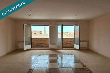 Duplex for sale in Peñaranda de Bracamonte, Salamanca. 