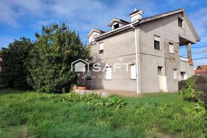 House for sale in Vigo, Pontevedra. 