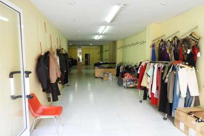 Commercial premise for sale in Vall d´Uixó (la), Castellón. 