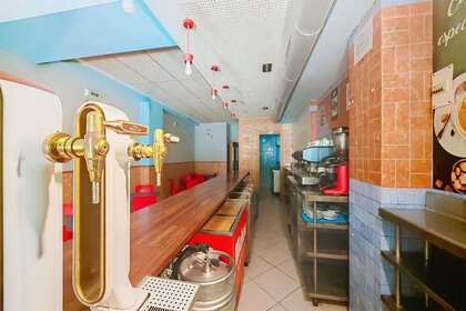 Commercial premise for sale in Gijón, Asturias. 