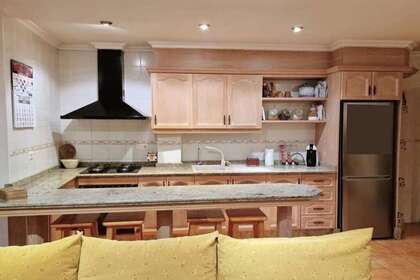 Rijtjeshuizen verkoop in Monóvar/Monòver, Alicante. 