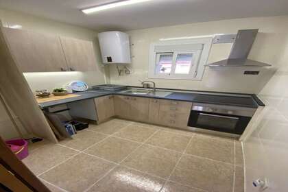 Flat for sale in Lleida, Lérida (Lleida). 