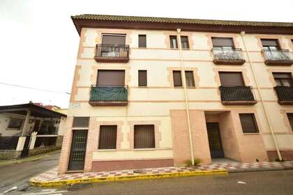 Flat for sale in Cedillo del Condado, Toledo. 
