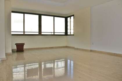 Kantoren in Alicante/Alacant. 