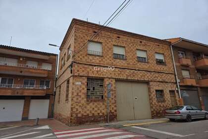 House for sale in Alpicat, Lérida (Lleida). 