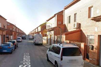 Cluster house for sale in Chozas de Canales, Toledo. 