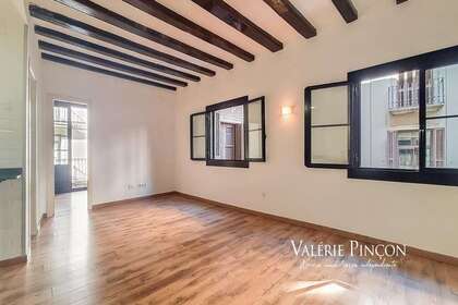 Apartment for sale in Barcelona. 