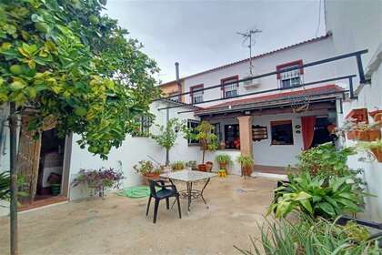 House for sale in Barbate, Cádiz. 