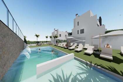 Cluster house for sale in Cox, Alicante. 