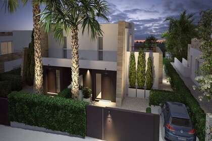 Townhouse for sale in Algorfa, Alicante. 