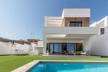 House for sale in Finestrat, Alicante. 
