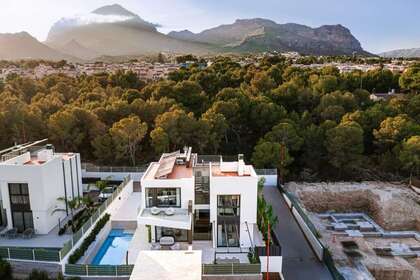 Huizen verkoop in Nucia (la), Alicante. 