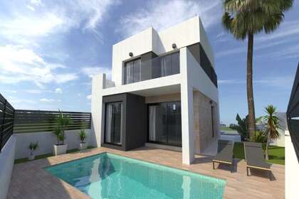 House for sale in San Fulgencio, Alicante. 