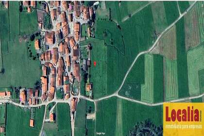 Enredo venda em Ucieda, Cantabria. 