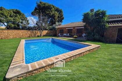 House for sale in Olocau, Valencia. 
