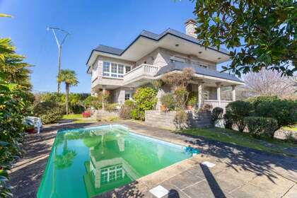 House for sale in Porriño (O), Pontevedra. 