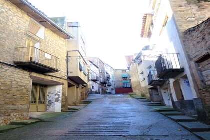 Dorpswoningen verkoop in Cella, Teruel. 