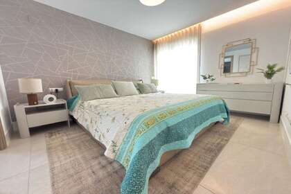 Apartment for sale in San Roque, Cádiz. 