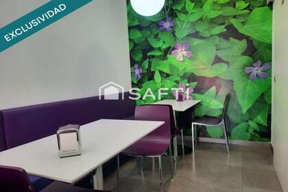 Commercial premise for sale in Moncada, Valencia. 
