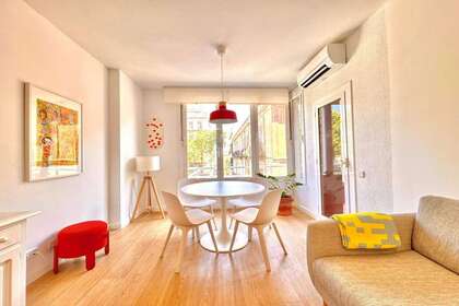 Flat for sale in Barcelona. 