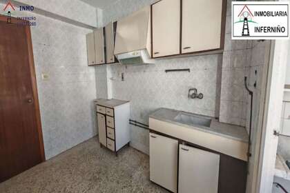 Flats verkoop in Ferrol, La Coruña (A Coruña). 