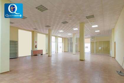 Commercial premise for sale in Alicante/Alacant. 