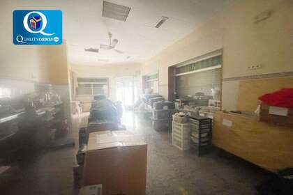 Commercial premise for sale in Santa Pola, Alicante. 