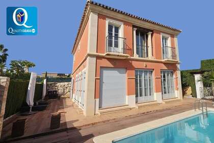 House for sale in Finestrat, Alicante. 