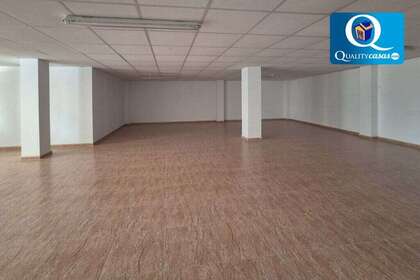 Obchodní prostory v Campello (el), Alicante. 