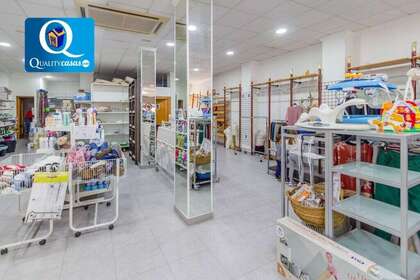 Obchodní prostory na prodej v Mutxamel/Muchamiel, Alicante. 