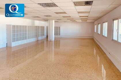 Commercial premise for sale in Derramador (elche) (pda), Alicante. 