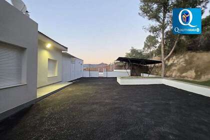 House for sale in Elda, Alicante. 