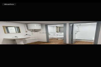 Armazém em Tarragona. 