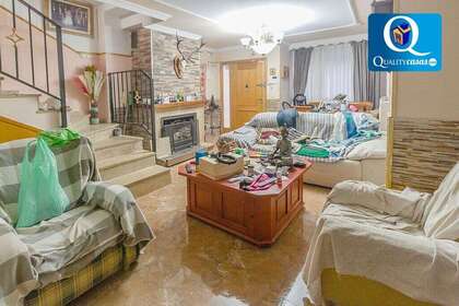 Rijtjeshuizen verkoop in San Juan de Alicante/Sant Joan d´Alacant. 