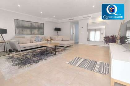 Rijtjeshuizen verkoop in San Juan de Alicante/Sant Joan d´Alacant. 