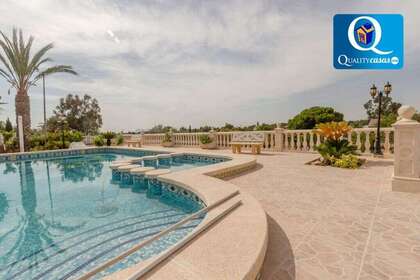 House for sale in San Vicente del Raspeig/Sant Vicent del Raspeig, Alicante. 