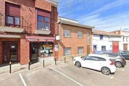 平 出售 进入 Torrejón del Rey, Guadalajara. 