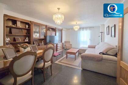 Flat for sale in Aspe, Alicante. 