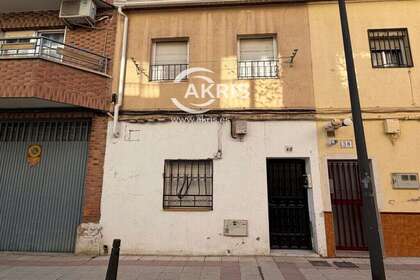 House for sale in Getafe, Madrid. 