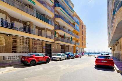 Flat for sale in Torrevieja, Alicante. 