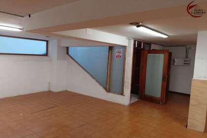 Commercial premise for sale in Gandia, Valencia. 